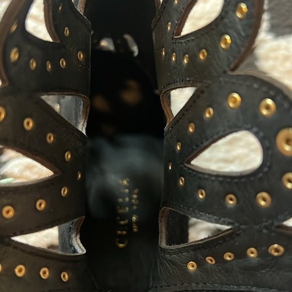 Cecelia New York Hera heeled Cutout bootie - Picture 7 of 7